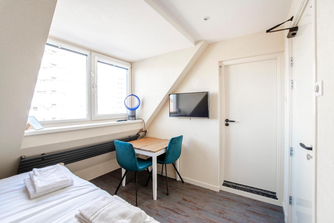 Pension Sixtysix Зандфорт Экстерьер фото
